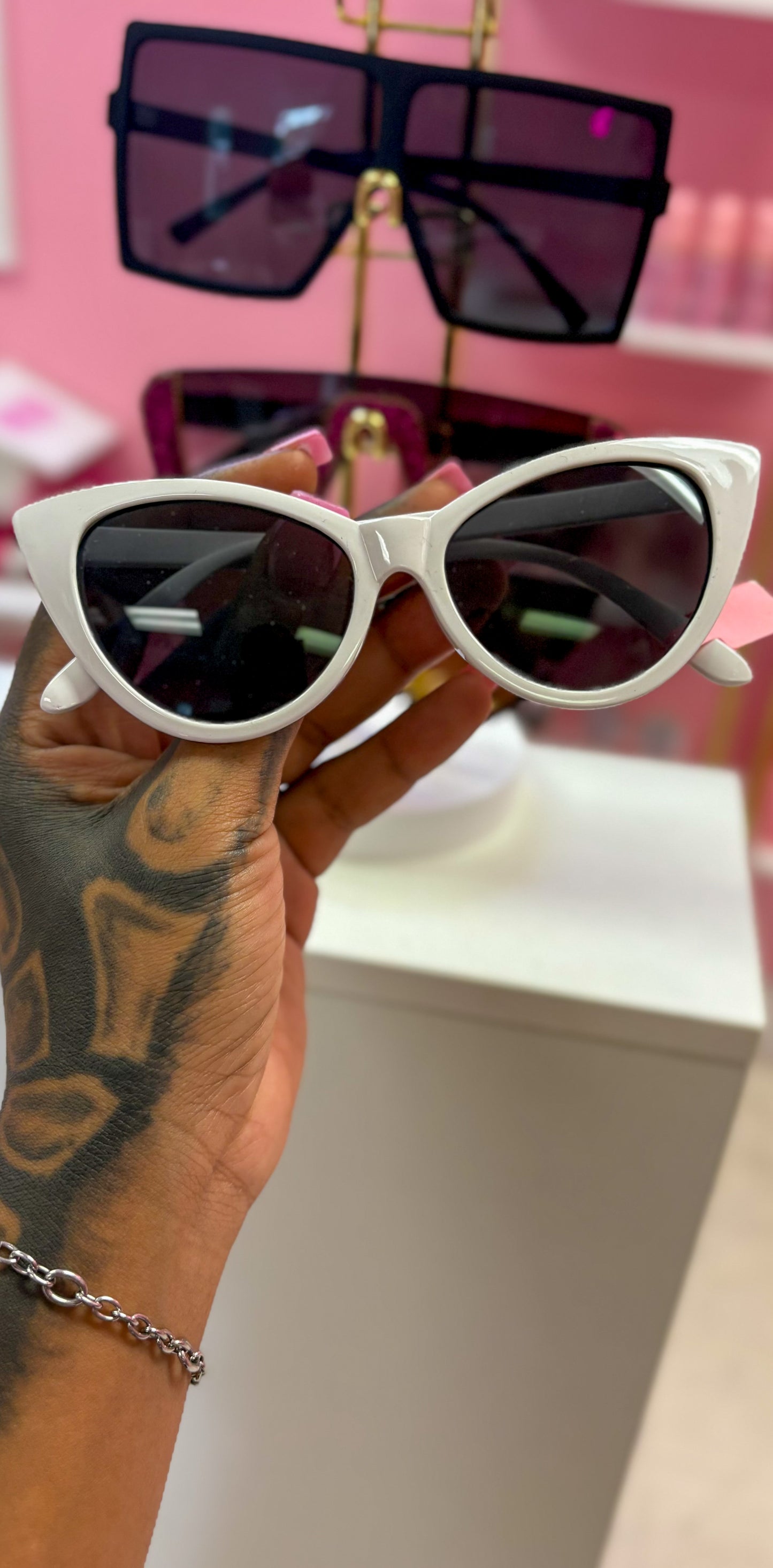 Cateye Shades